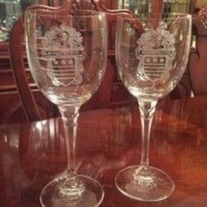 2 Washington Family Crest Crystal Etched Tall Stemmed Wine Glass Glasses